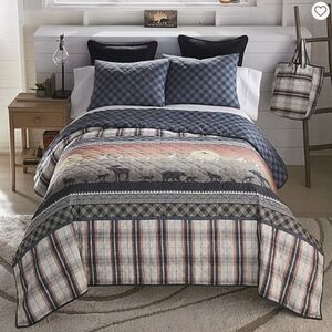 Country Lodge Bear Moose Printed King Quilt Set with Matching Tote Bag Cabin